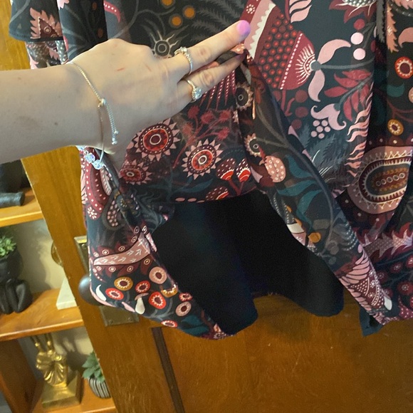 Beautiful Loft midi dress with sheer tiered half sleeves and floral print 😍😍 - Picture 10 of 11